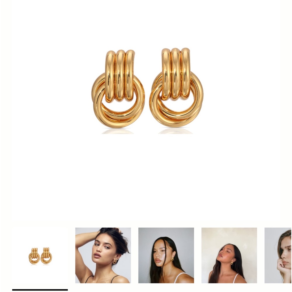 gold earrings